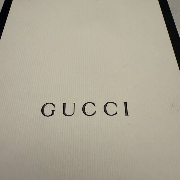 Gucci Flats with Red and Navy Bow - Picture 12 of 15